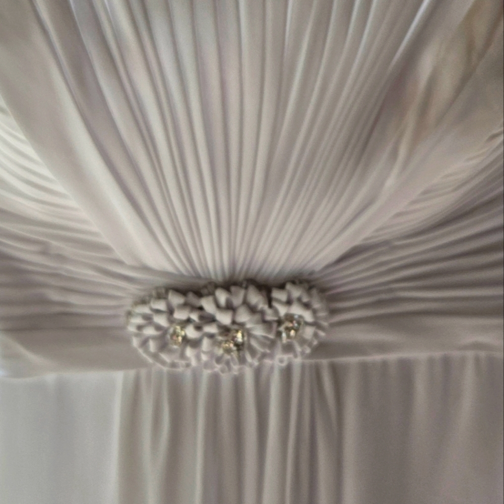 Wedding dress - David's Bridal, size 16